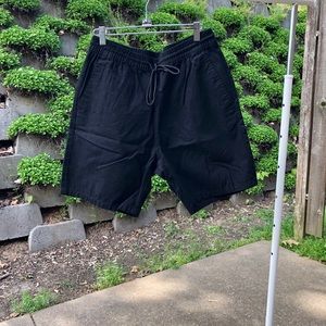 Men’s shorts NWOT